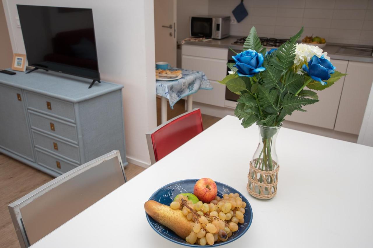 Apartment Di 65 Mq. A 50 Metri Dal Mare *